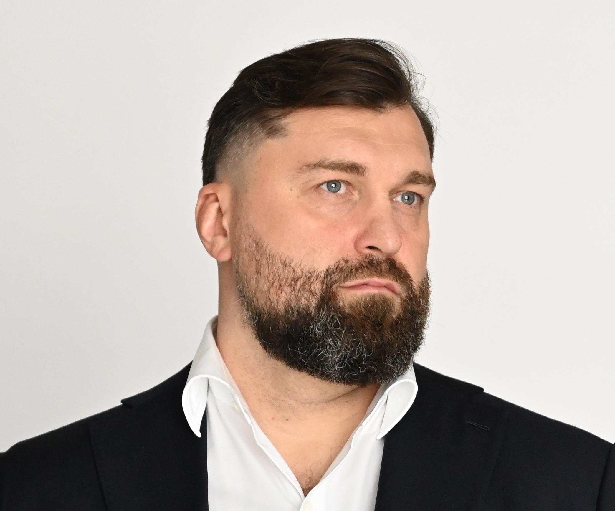 Александр Черниченко